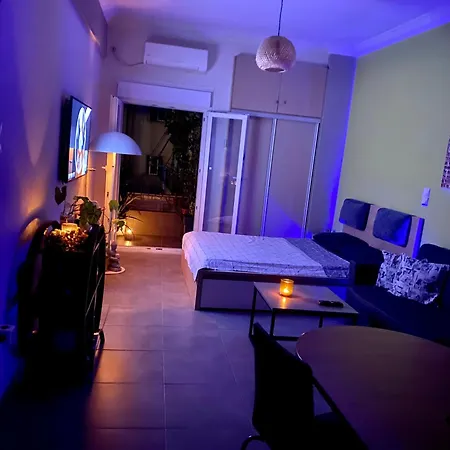 Modern Apartment In Athens-2
